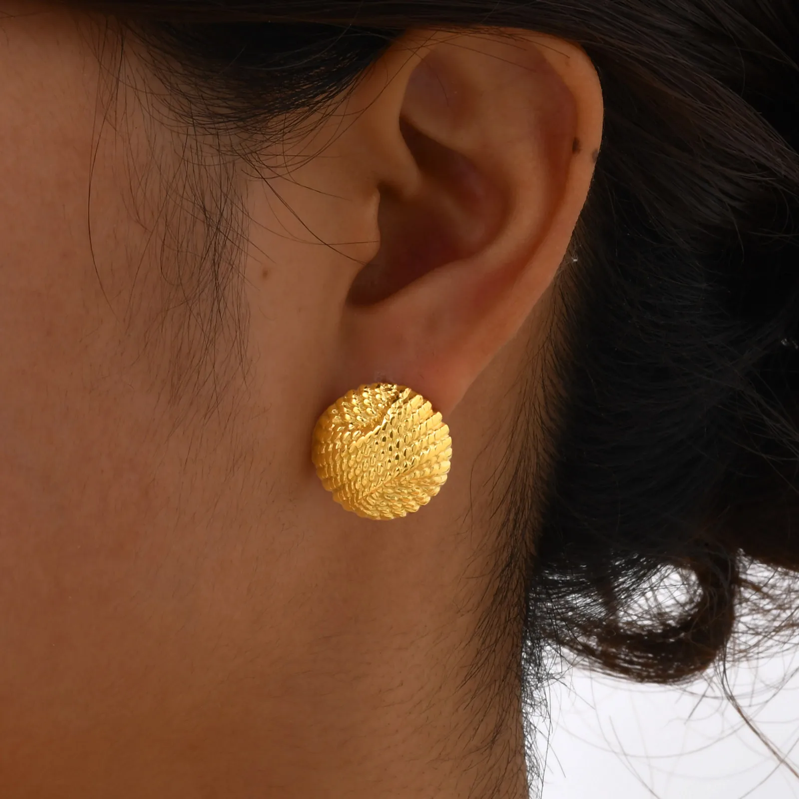 Geometric Metal Stu… - image