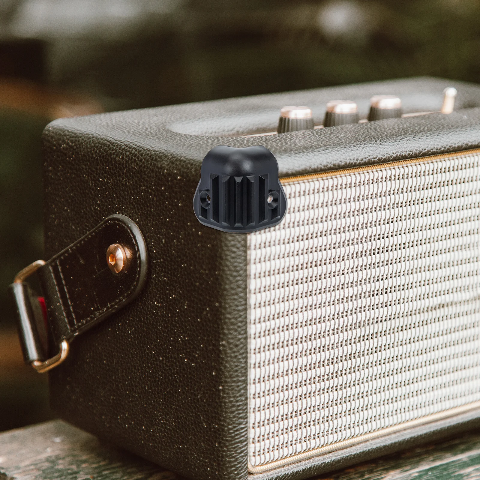 

16Pcs Speaker Cabinet Corner Protector Fine Workmanship Texture Safety Protection for Stage Staff Speaker Corner Protectors