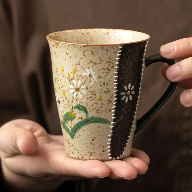 DSA blue and white flint red ceramic mug gold-painted hand-painted small daisy Coke cup high-end household drinking cup