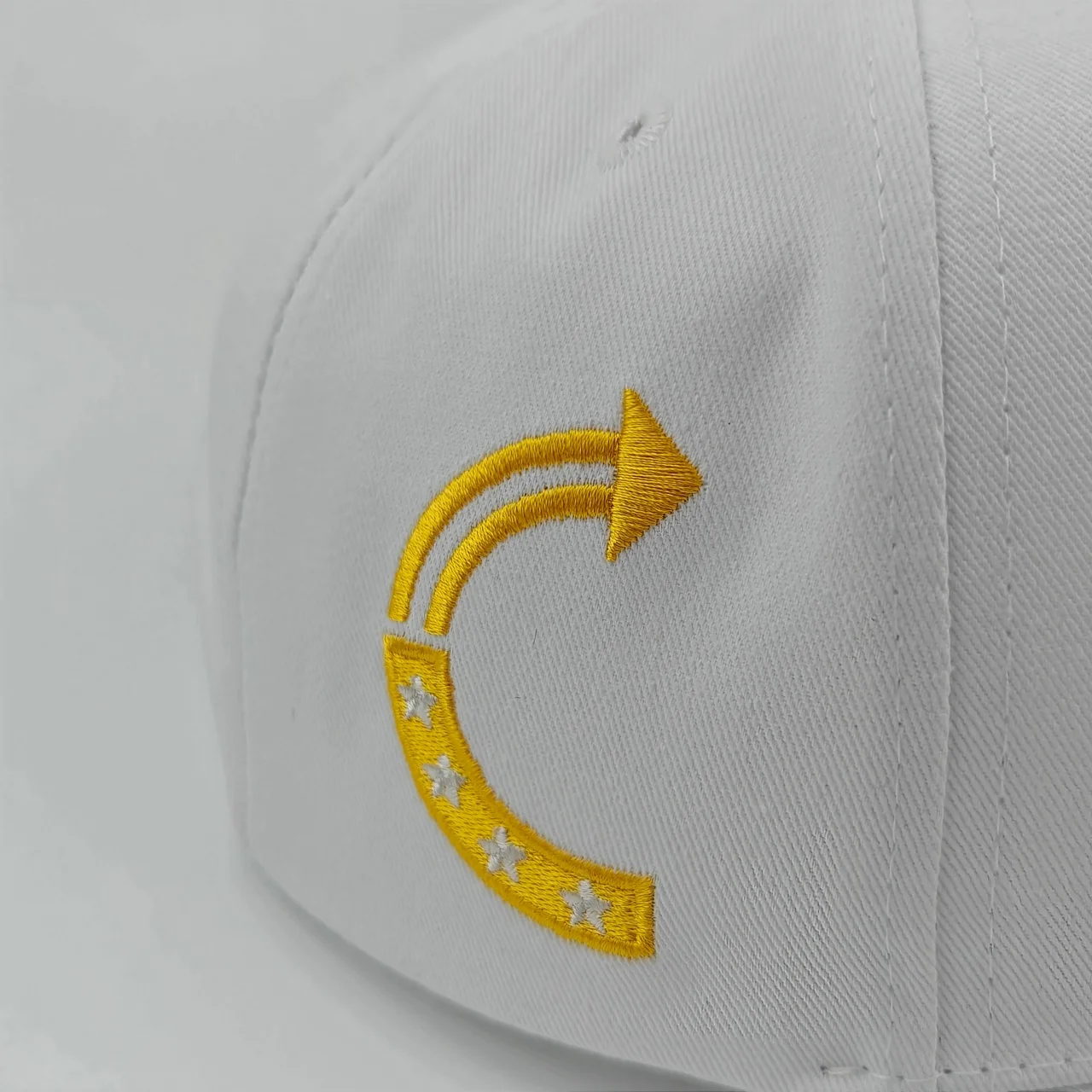Charlie Kirk Hut, Goldstickerei, USA 47, Baseballkappe für Männer und Frauen, republikanische Geschenkhüte, weiß – Detail 24