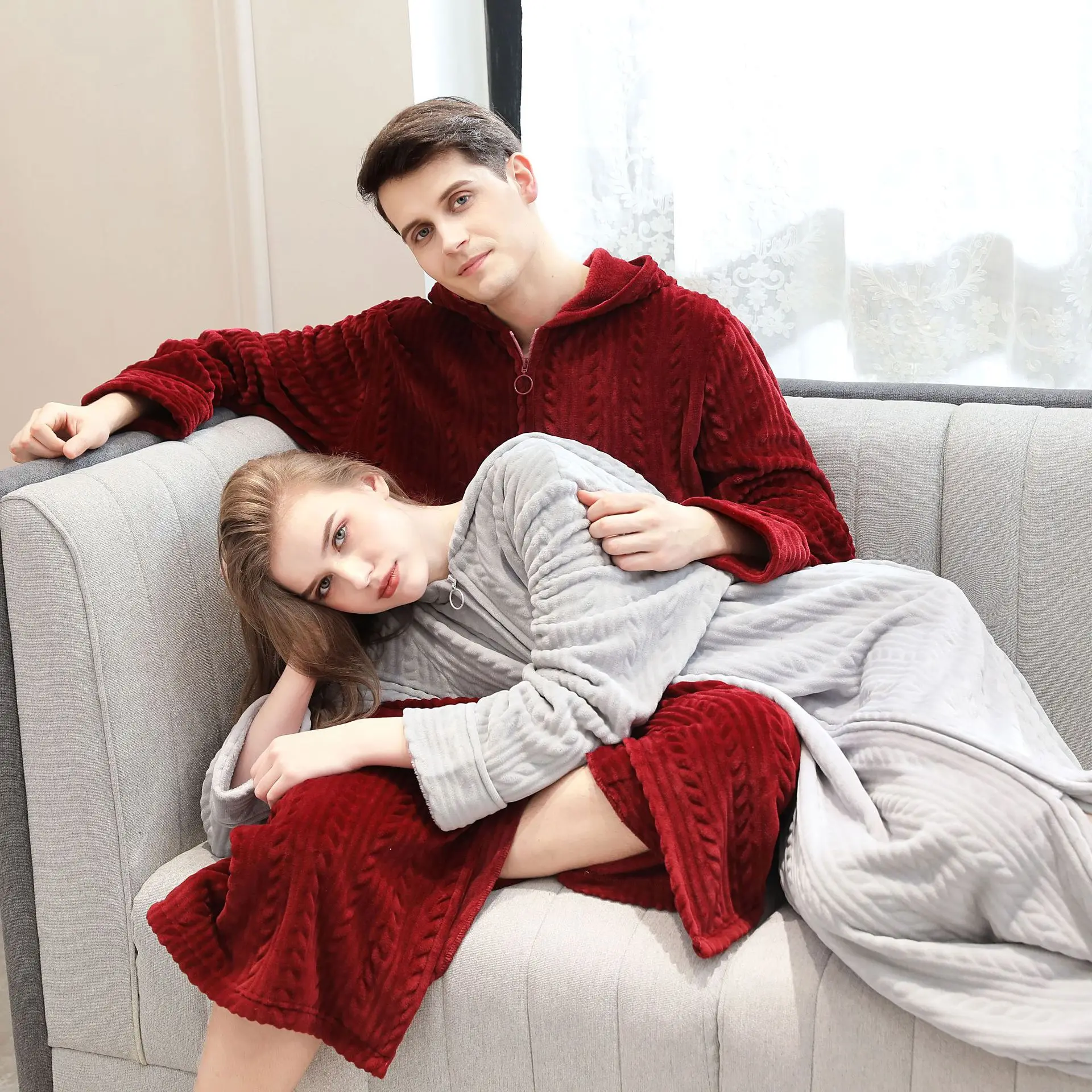 Couple Bathrobe Winter Flannel Hooded Warm Women Solid Dressing Gown Long Sleeve Zipper Fleece Long Robe for Female Kimono