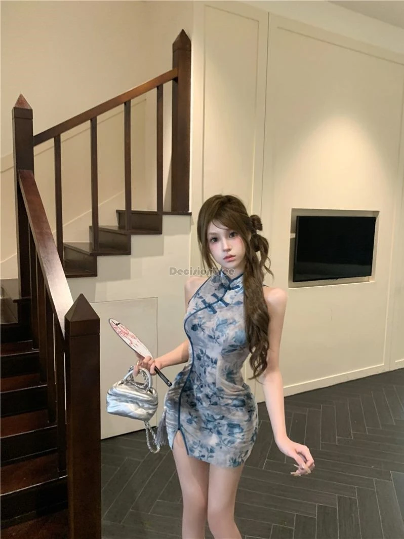 2025  new chinese cheongsam sleeveless slit summer new high-waisted female national style short sexy retro printed qipao dress