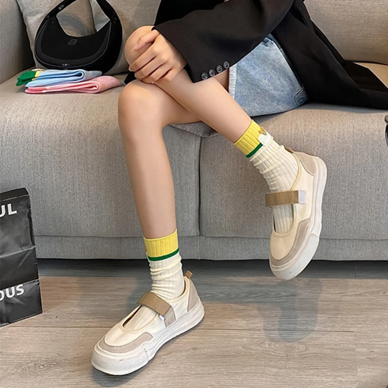 1/4 Paar Damen-Socken mit herzförmigem Logo, mittlere Röhre, Frühling und Sommer, dünn, atmungsaktiv, modisch, Dopaminfarben, lässige Socken – Detail 7