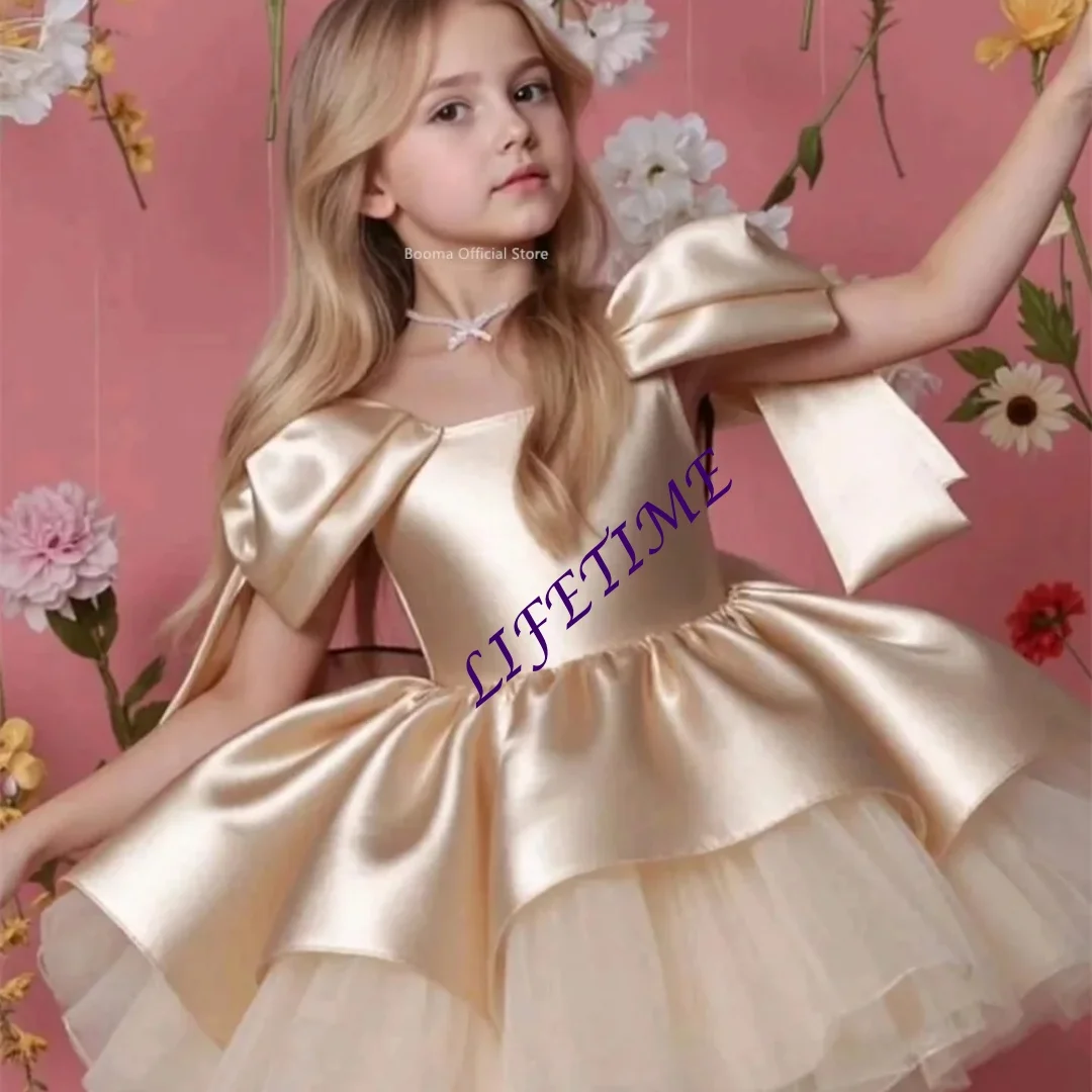 Schleife glänzende Falte Blumen Mädchen Kleider Hochzeit Party Kleid für Kinder Blumen Mädchen Ballkleider individuell