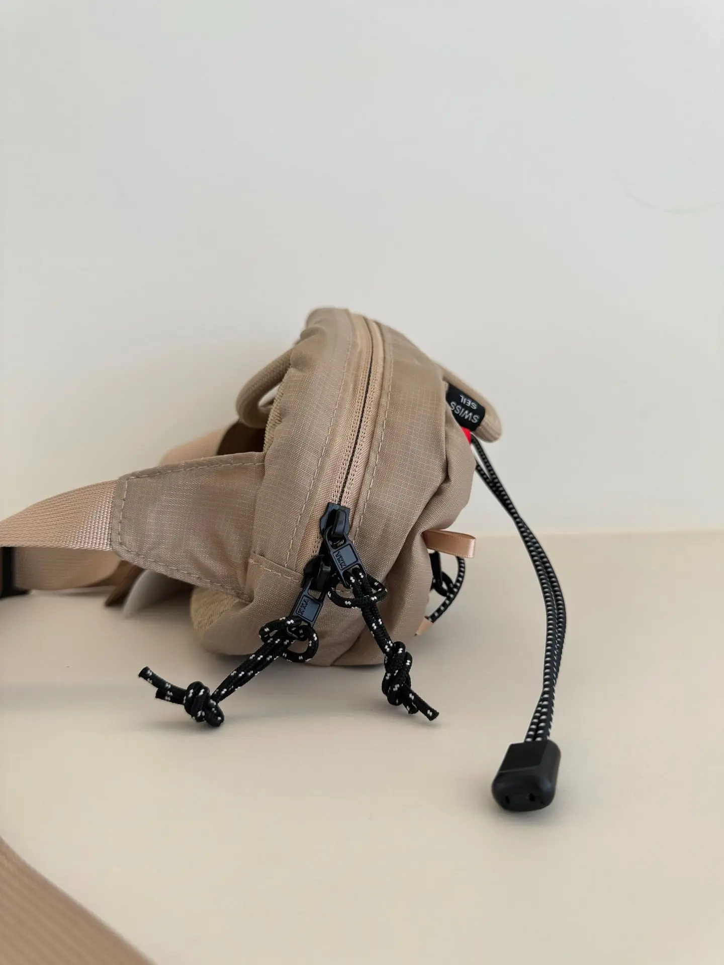 2026 Trendige Unisex Wasserdichte Nylon-Brusttasche Leichte Sport-Fitness-Umhängetasche für Outdoor-Reisen und den täglichen Gebrauch – Detail 19