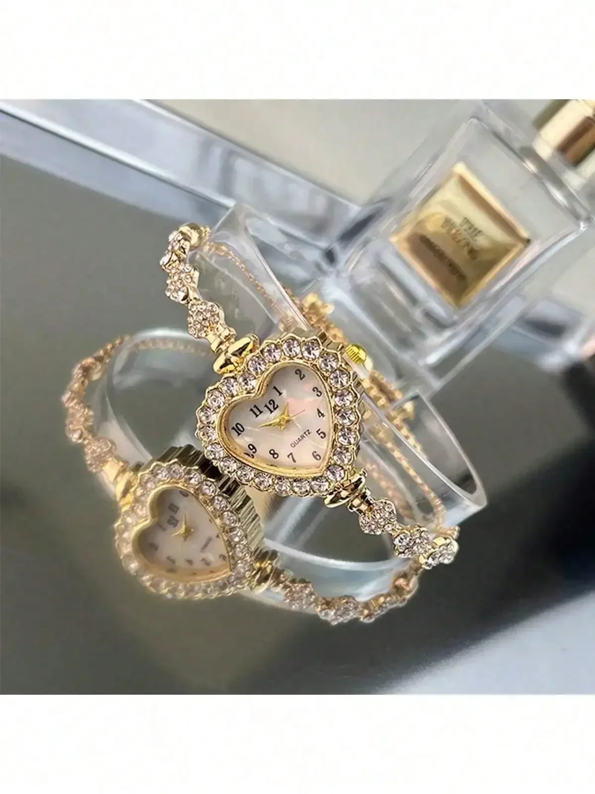 1pc Women's Gold Alloy Rhinestone Decorated Heart Shaped Dial Quartz Watch With Adjustable Drawstring Bracelet, Fashionable Accessory For Daily Wear, Holiday Gift