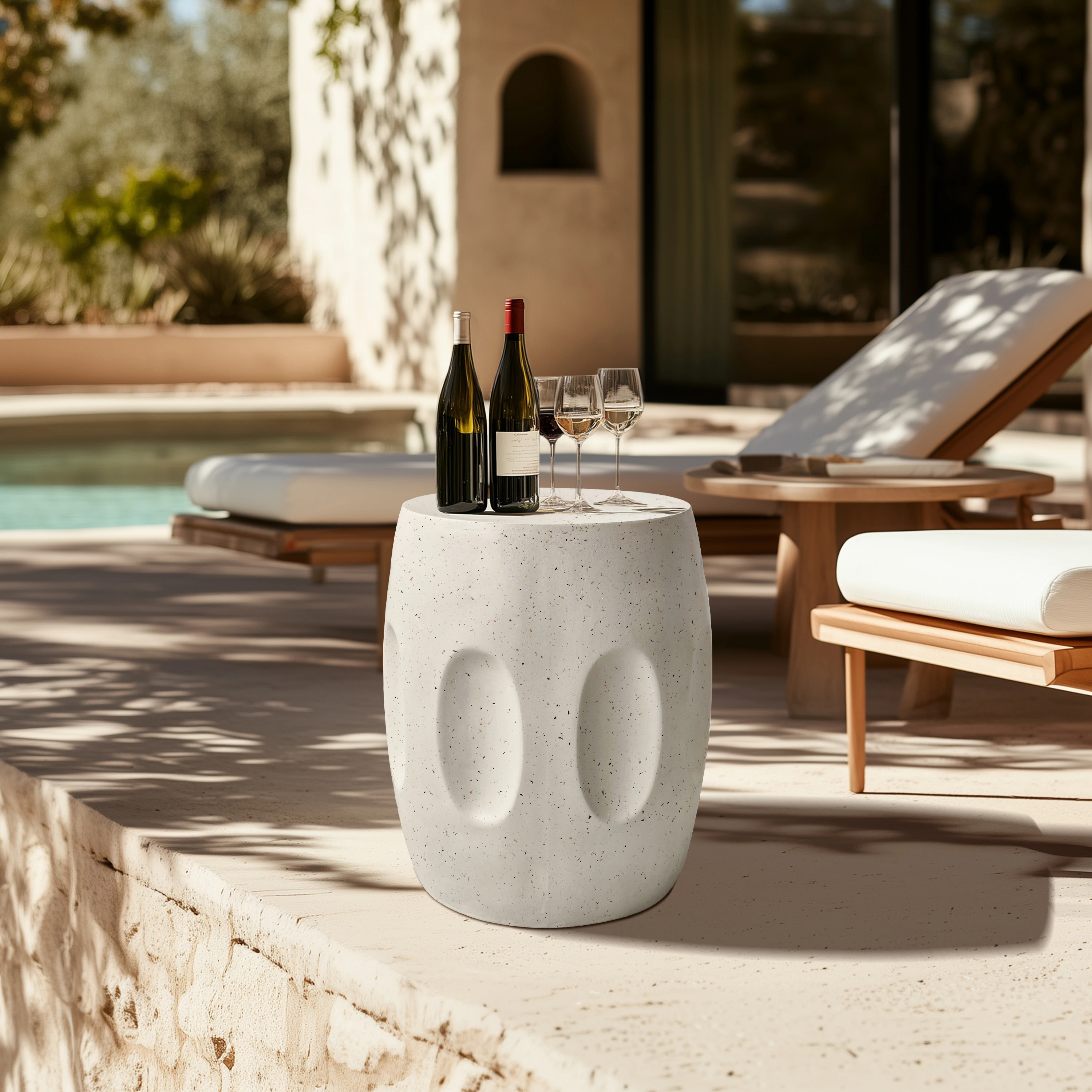 Outdoor Side Table, 18.9