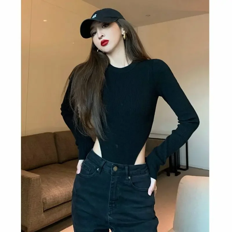 Women's Slim Fit Round Neck Long Sleeve T-Shirt Inner Wear Base Layer Top Smooths Your Silhouette Direct E5705