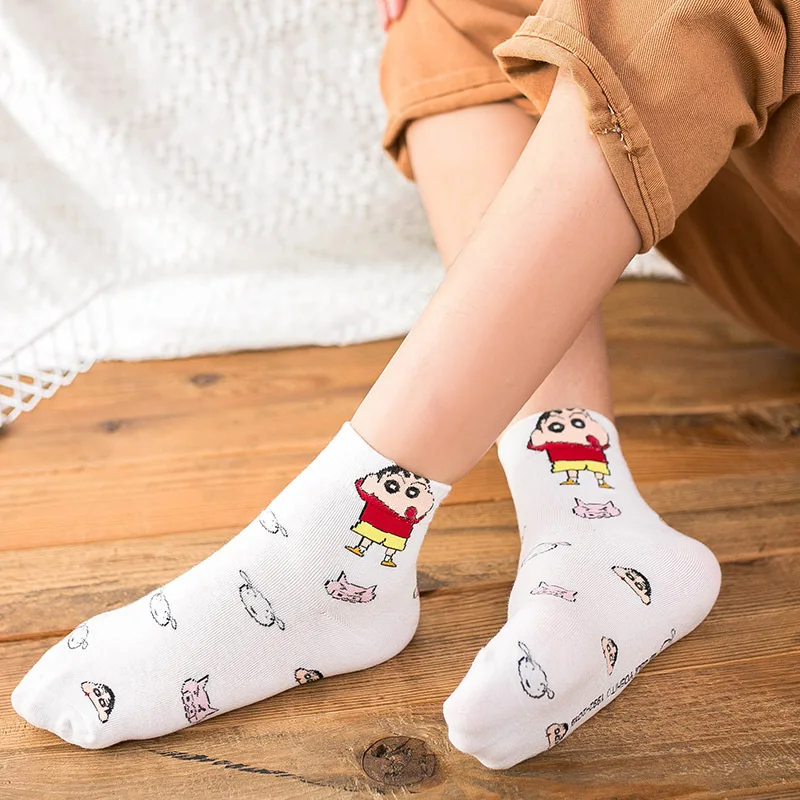 Bandai-Calcetines japoneses de dibujos animados para mujer, medias de ocio, deportes de calle, periféricos de Anime, lindo estudiante, nuevo producto