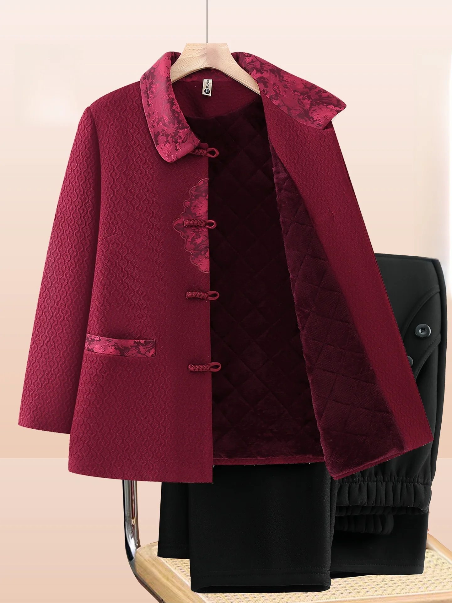 

New Chinese Sle ly Women's Jaet Faionable Autumn Clothes for andmothers over 70 Years Old Thiened Outerwear
