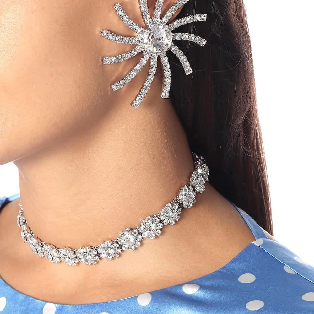 

Báthory Elizabeth Crystal Flower Silvery Choker Necklace Women High Quality Luxury Jewelry Famous Designer Brands Party Gift