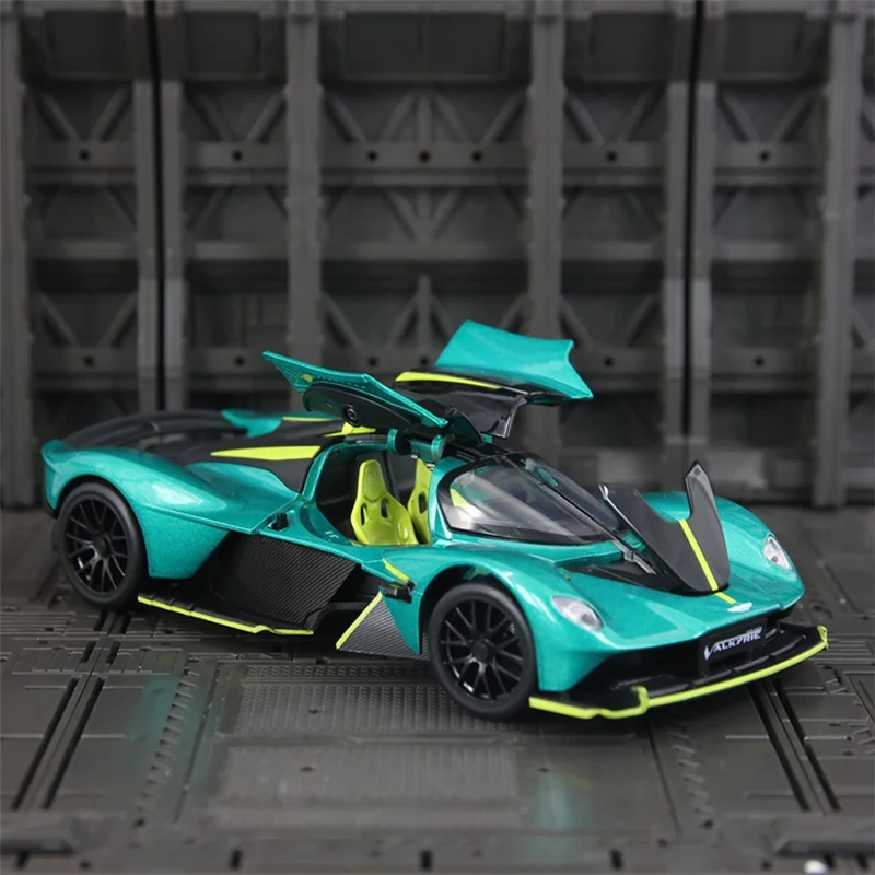 1/23 Aston Martin Valkyrie Alloy Sports Car Model Diecast Metal Super Racing Vehicle Car Model Sound and Light Children Toy Gift