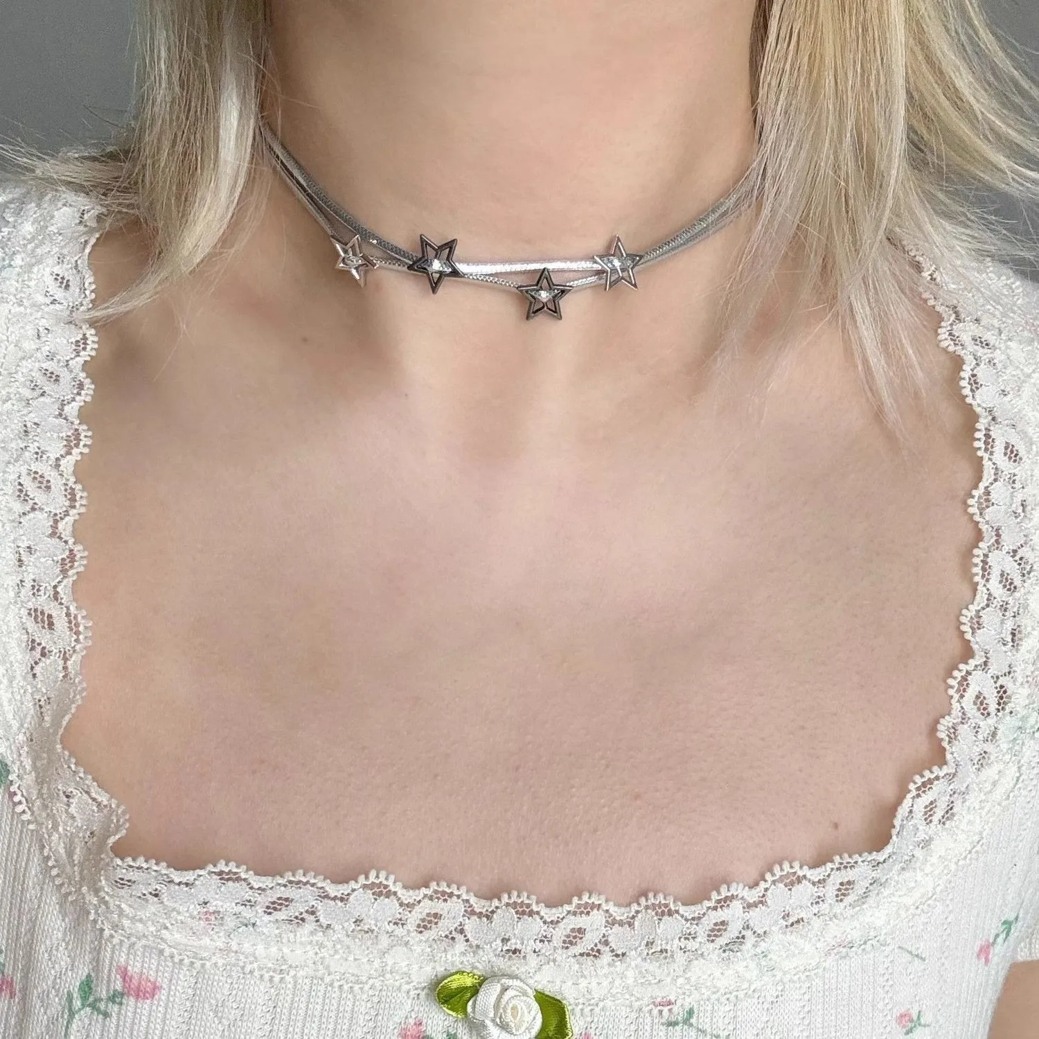 Niche design sense Temperament Hot Girl Y2K style Punk Personality Creativity Stars Alloy Pendant Necklace Double-layer collar