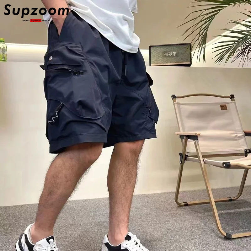 Supzoom New Arrival Top Fashion Summer Loose Casual Belt Design High Street Trendy grid Stitching Pocket Personalized Shorts Men