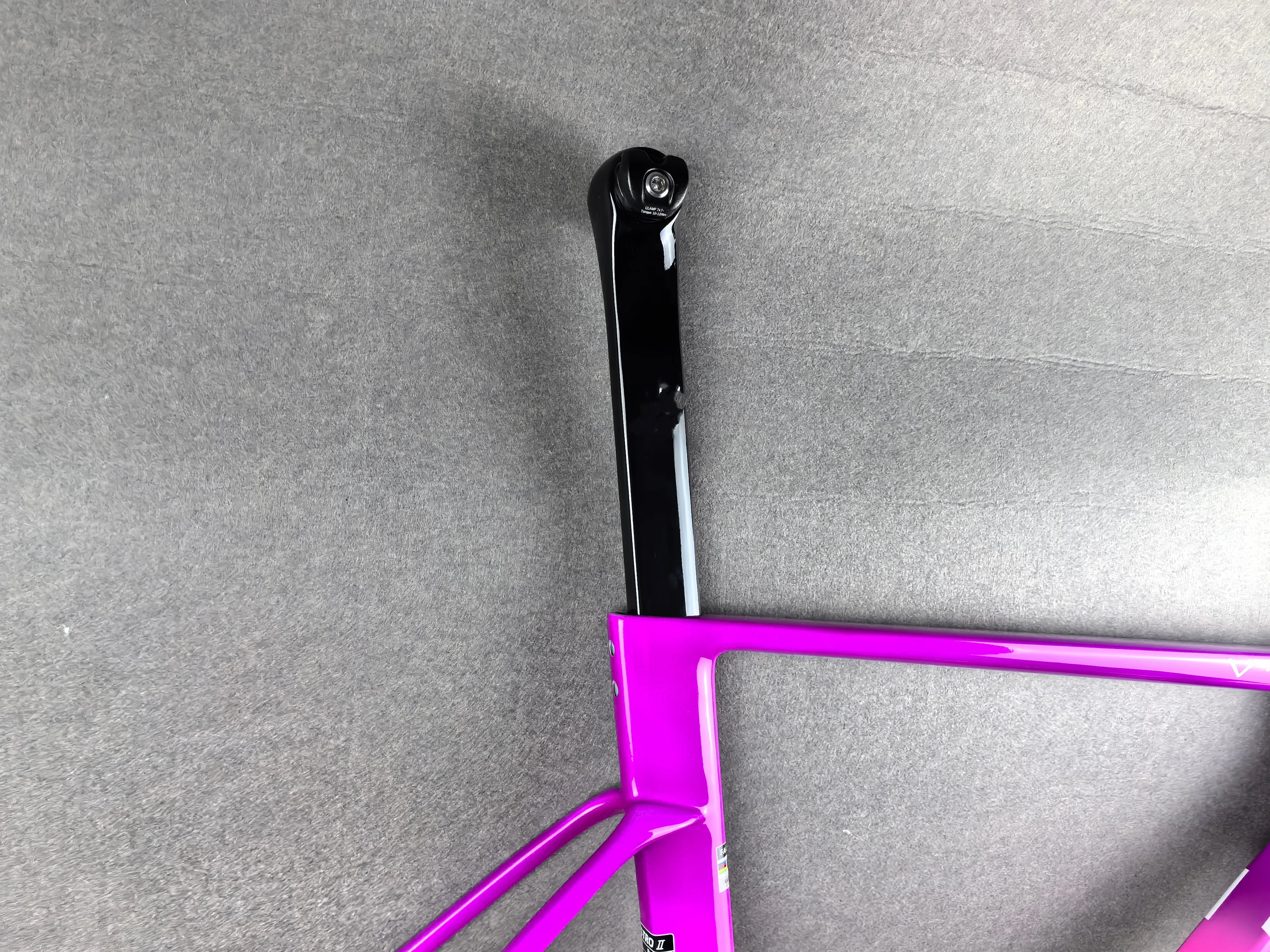 

OSTRO VAM 2.0 Carbon Road Bike FrameSet Disc Brake Compatible T47 Bottom Bracket with Handlebar - 2025 Hot Sale Bicycle Frameset