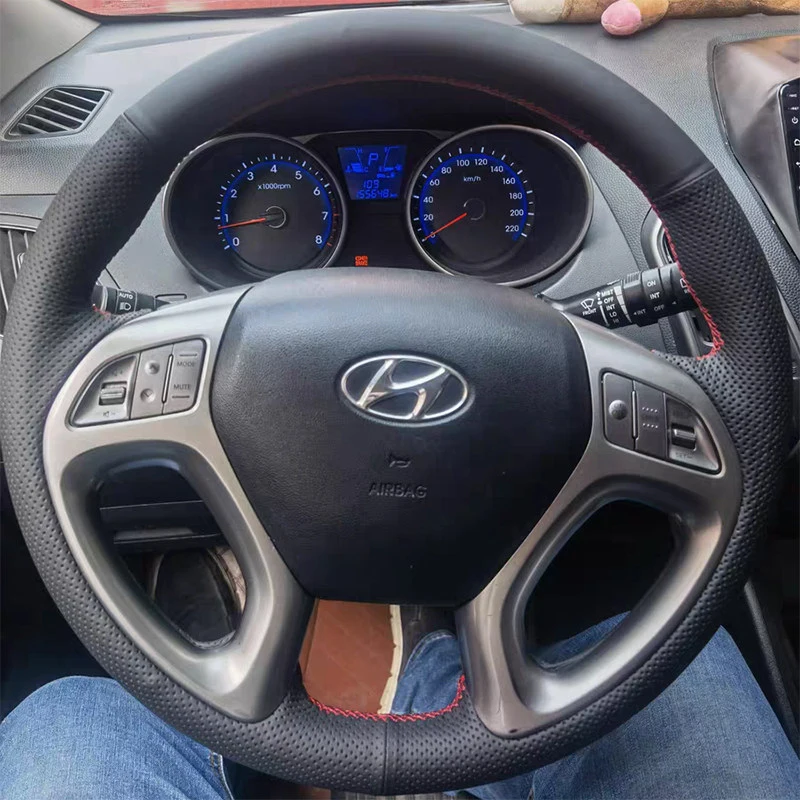 Customized Steering Wheel Cover for Hyundai Ix35 Tucson 2011 2012 2013 2014 2015 Hand Stitched Genuine Leather Briad Accessories