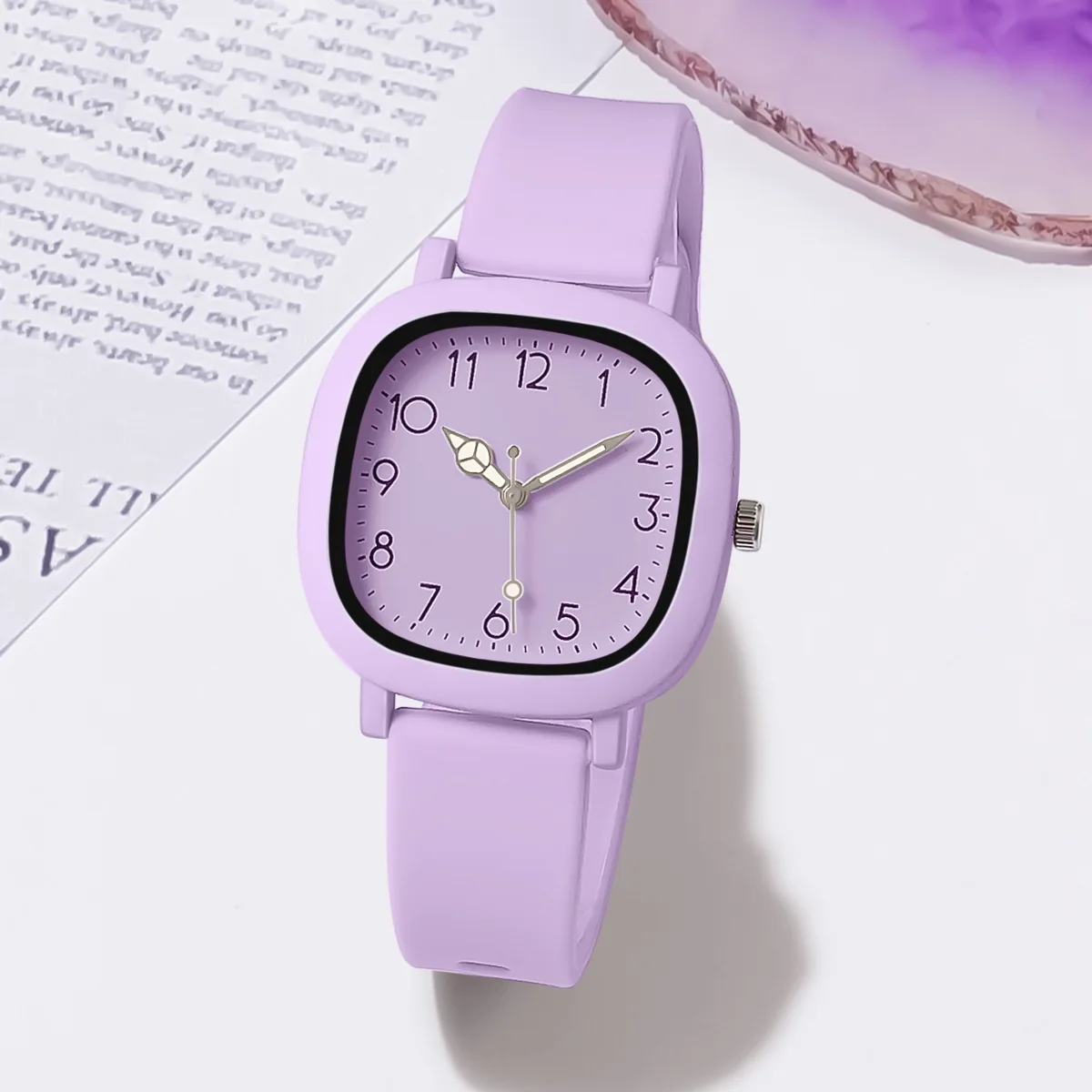 

Fashion Watch Silicone Quartz Wristwatch Square Shell Luminous Pointer Digital Scale Student Sports Silicone Strap Quartz Watch