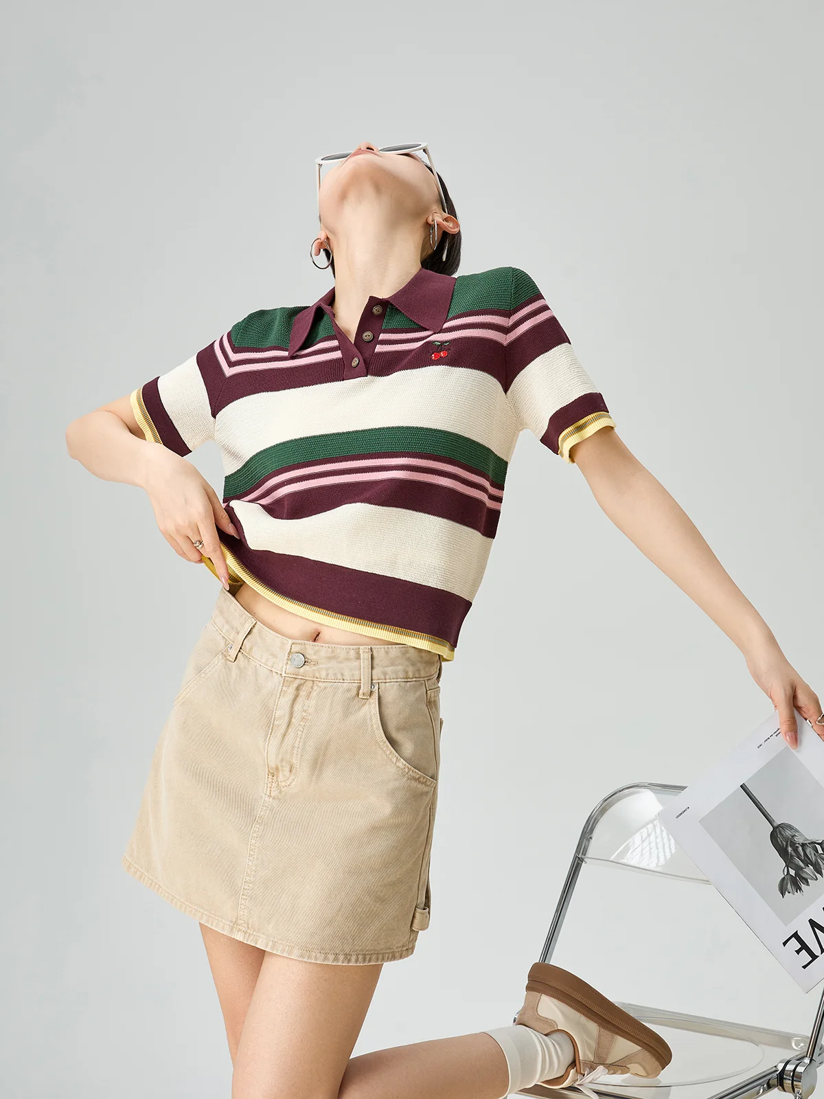 

Summer New Women's Knitted irt ort Sve Striped T-irt Commute Sle Korean Version Straight Cut Classic Pattern