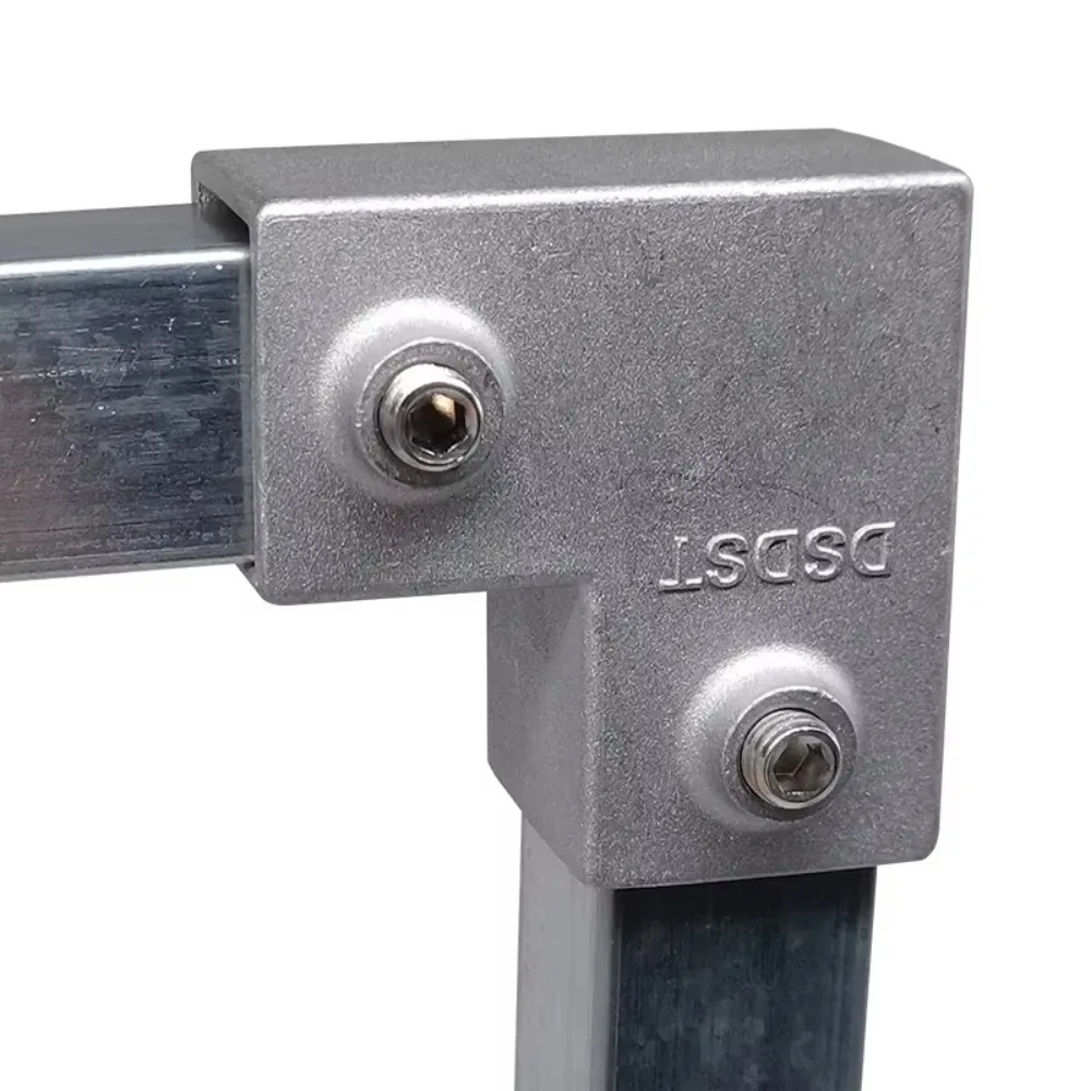 رف سبائك الألومنيوم أنبوب مربع مشبك أنابيب ثابت موصل الملحقات ثلاثي الاتجاه مربع تخزين الرف