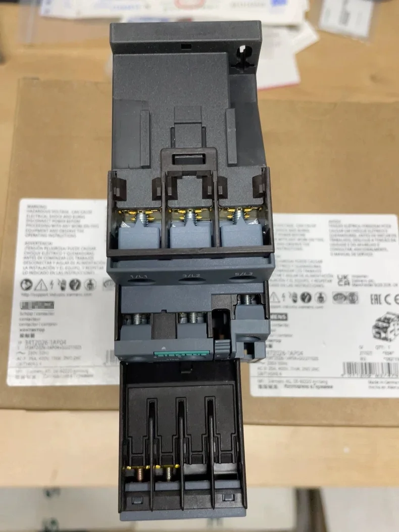 

Brand new original, contactor 3RT2026-1AP00 inctock