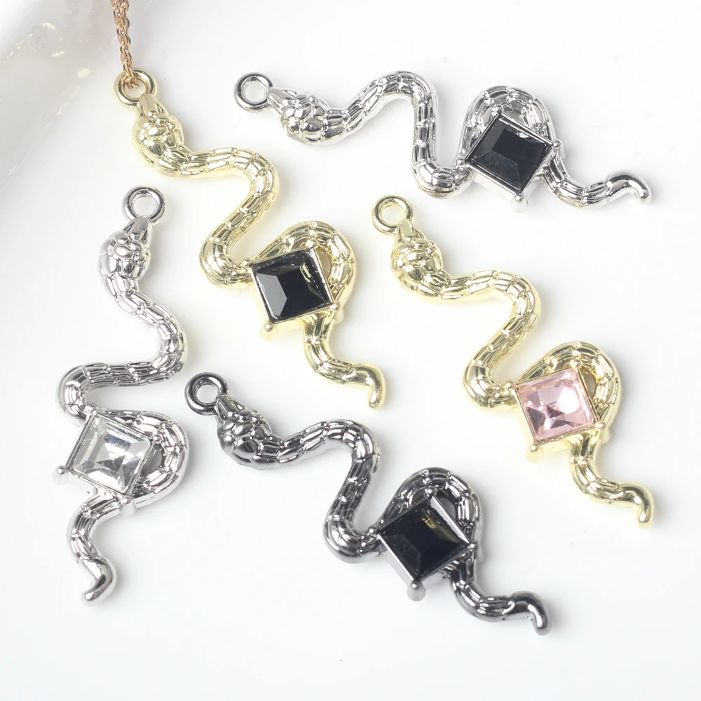 

Zinc Alloy Snake Charm Pendant Resin Embedded with 10pcs/lot DIY Earings Necklace Bracelet Accessories 10pcs/lot