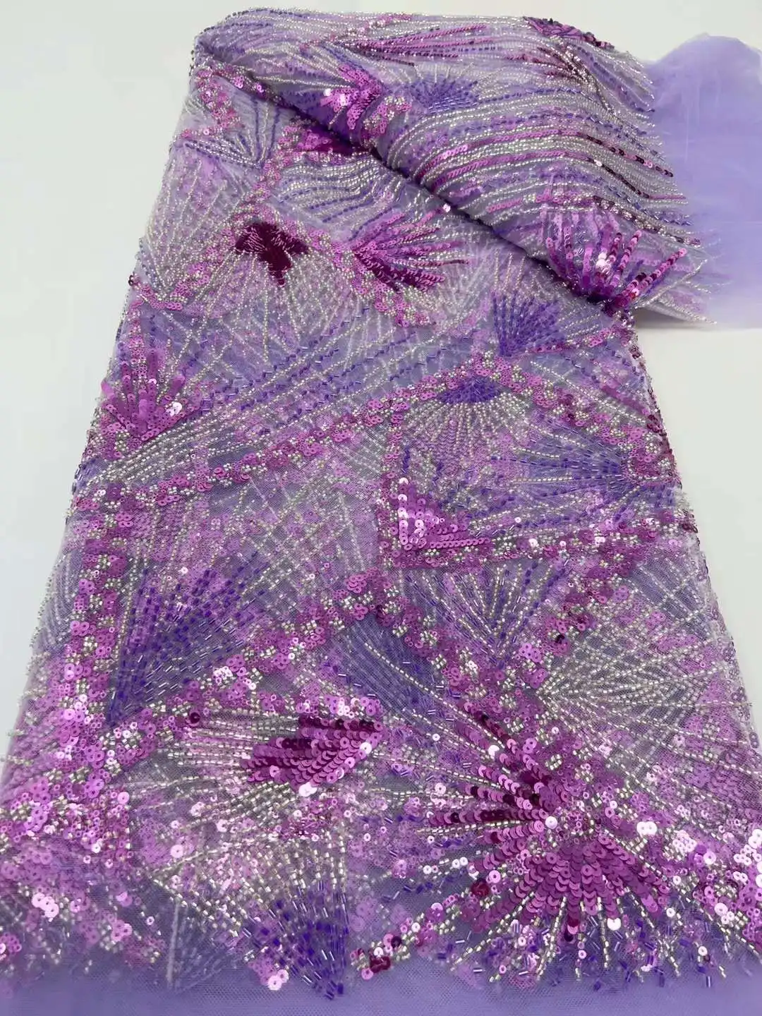 

High Quality Heavy bead African Lace Fabric 2024 Purple French Net Sequins Fabric Sewing Embroidered Tulle Nigeria Fabric