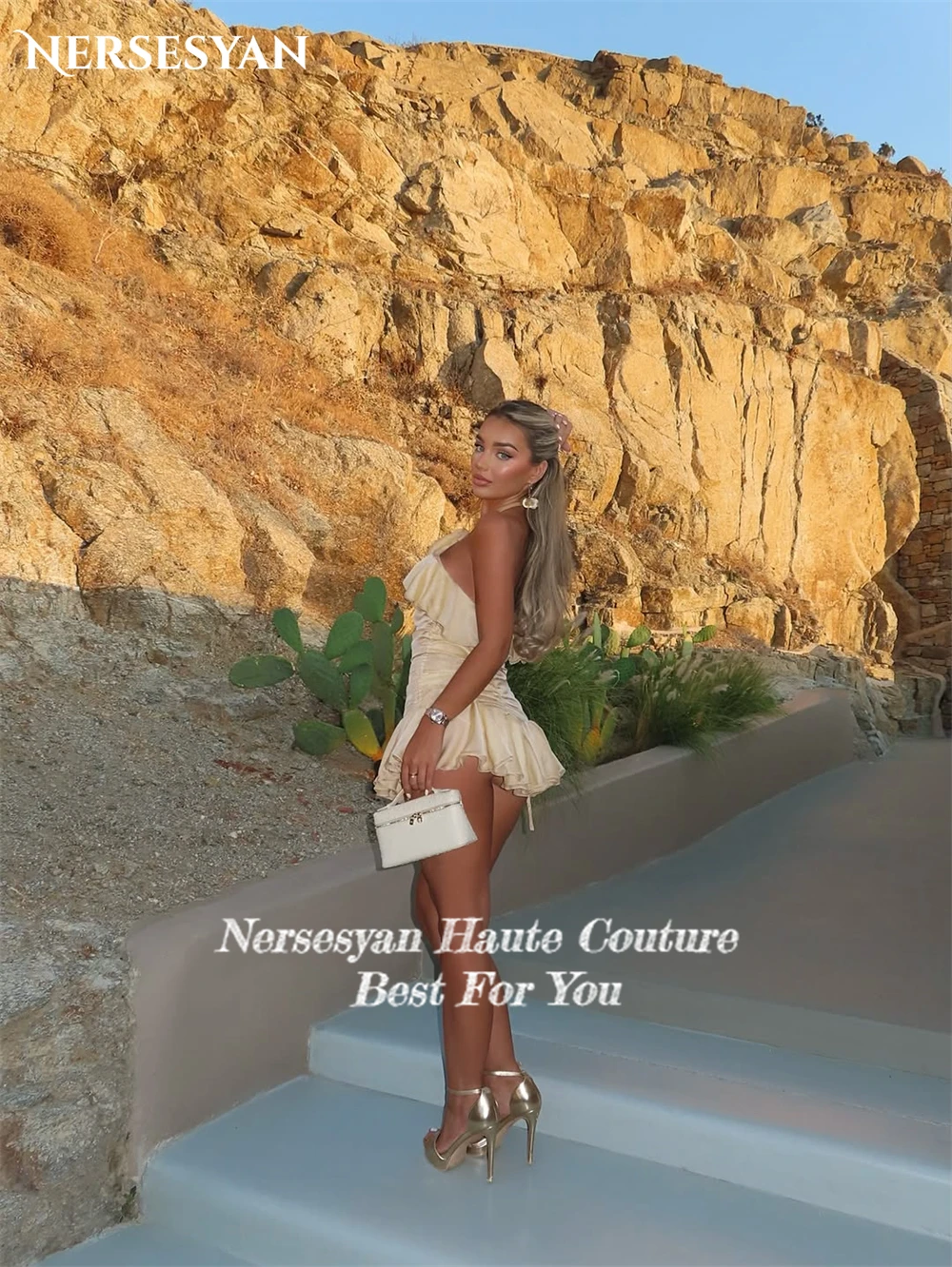 Nersesyan Sexy Champagne robes de bal licou 3D fleurs hors épaule Mini robe d'invité retour robes de fête d'anniversaire personnalisé