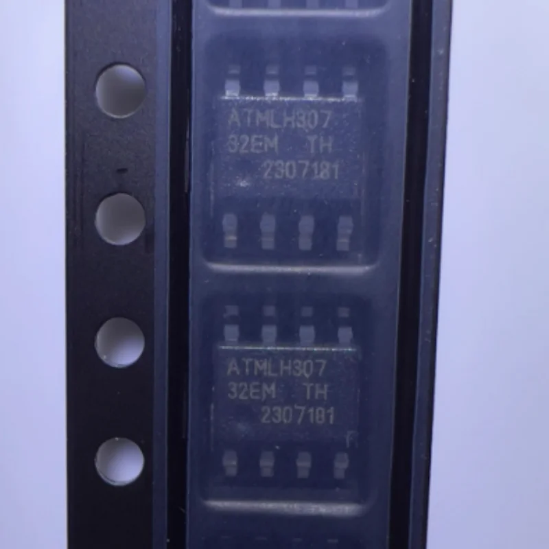 10PCS/AT24C32E-SSHM-T 32EM SOP8 New Original Stock