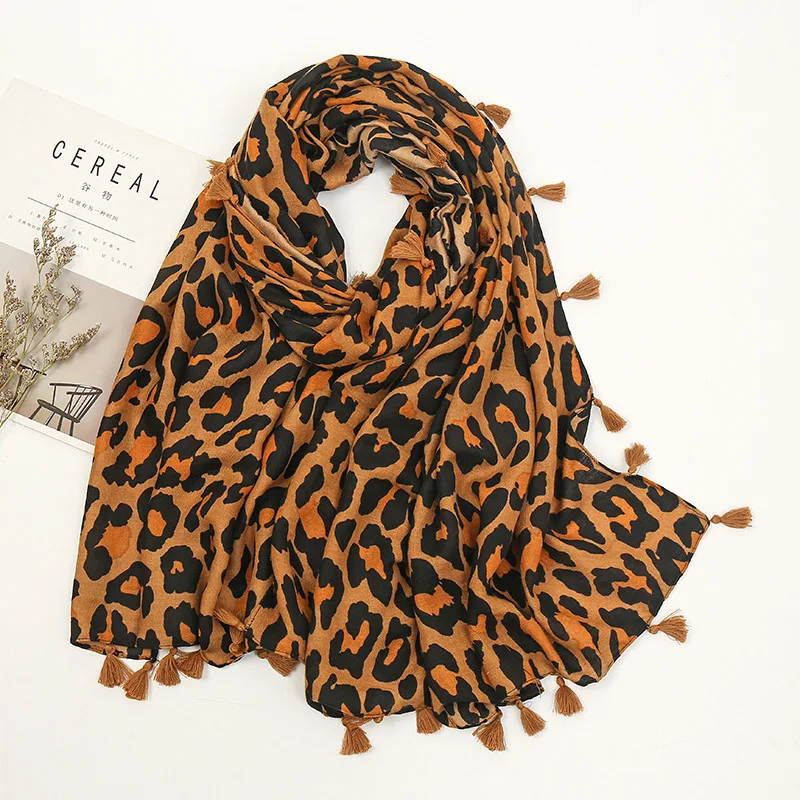 Classic Fashion Leopard Print Hijab Scarf Women\'s Autumn Winter Long All-match Cotton Linen Silk Scarf Dual-purpose Shawl Khimar