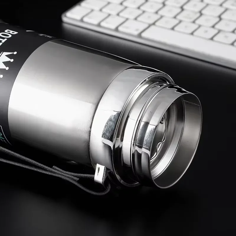 كوب ماء 316 ترمس من الفولاذ المقاوم للصدأ كوب ترمس بسعة كبيرة للرجال كوب ترمس للنساء للرياضات الخارجية غلاية شاي محمولة للسيارة