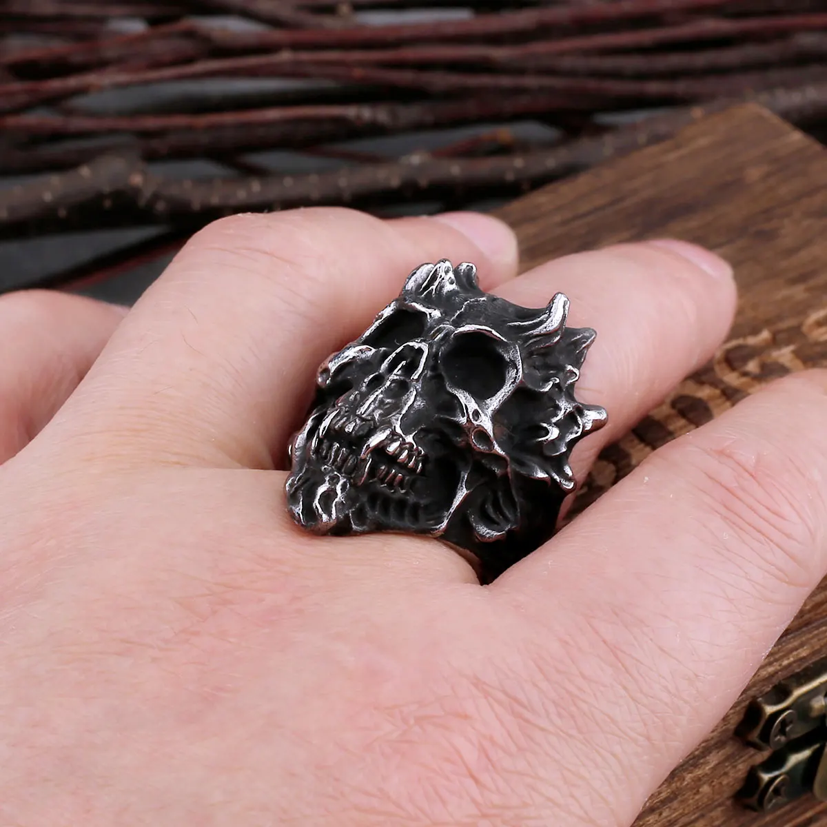 New Fashion Viking Skull Ring Original Design Gothic Stainless Steel Ring Cocktail Party Rock Biker Teenager Jewelry Accessories