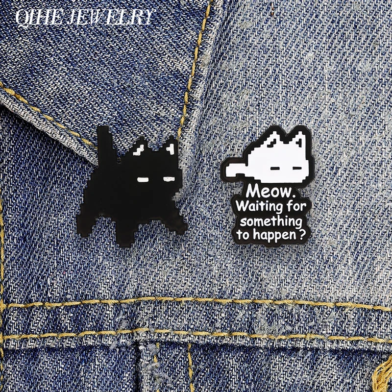 Retro RPG Pixel Game Cat Brooch Enamel Pin Pixel Cat Meow Waiting For Something To Happen Brooch Lapel Bags Badge Jewelry Gifts