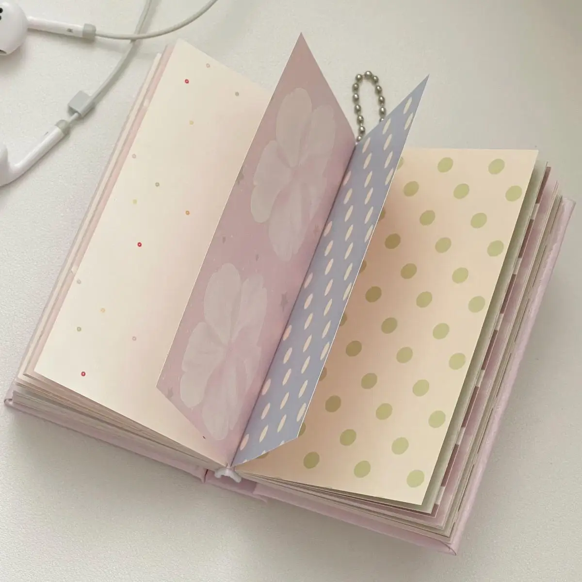 WAKAWAKA Polka Dot Mini Notebook Pendant Charm Hardcover Lobster Clasp 192 Pages Journal Scrapbook Phone Decoration Gift