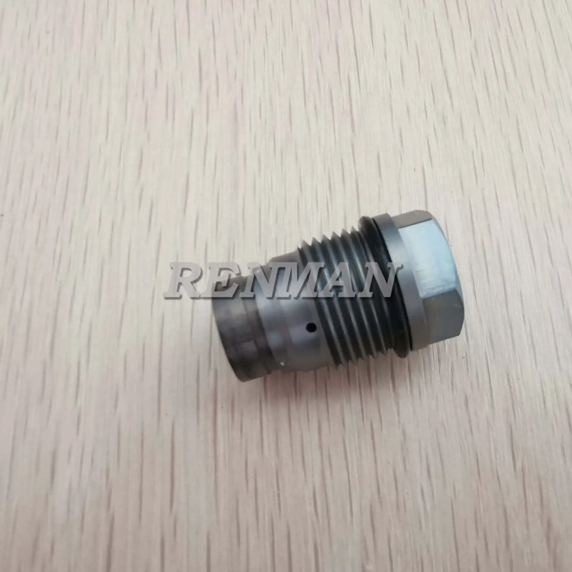 

BOSCH/Bosch High Pressure Common Rail Pressure Limiting Valve Diesel Engine Parts Pressure Relief Valve Regulating Valve 1110010