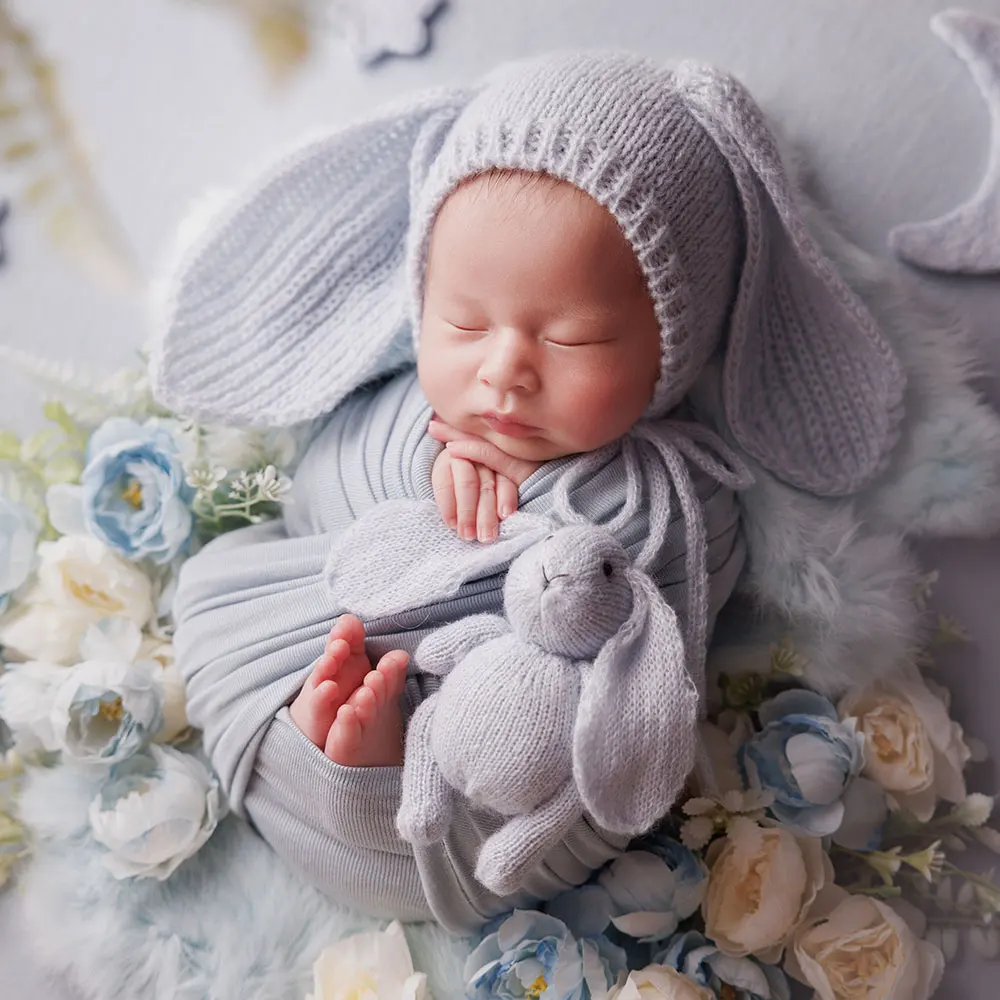 Puntelli per fotografia neonato da 0 a 1 mese Tema Monet Garden con cappello coordinato Avvolgimento per neonata e fascia floreale in feltro per il servizio