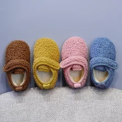 New Toddler Slippers Newborn Baby Crawling Shoes Boy Girl Lamb Slippers Prewalker Trainers Fur Winter Warm Casual First Walker