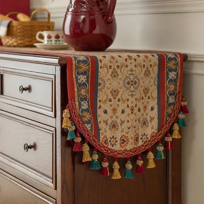 High-end Light Luxury Table Runner Dining Table Tea Room Cabinet Cover Floral Tassel Table Runner Retro Long Tablecloth