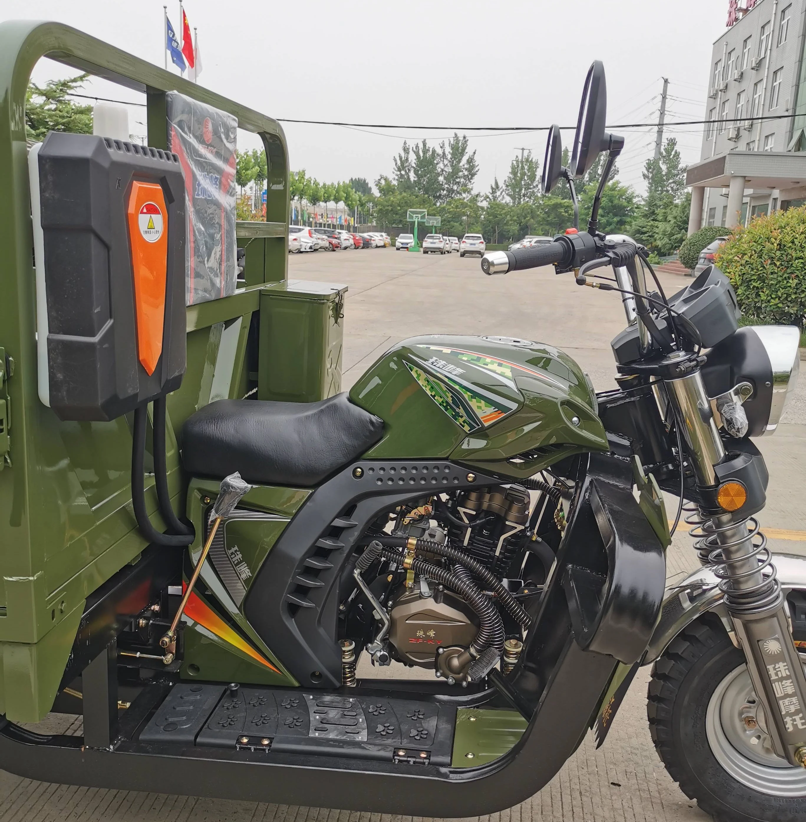China YAOLON OEM/ODM Factory Well Sell Truck Five Wheel Overload Motorized Cargo Motorcycle Tricycle
