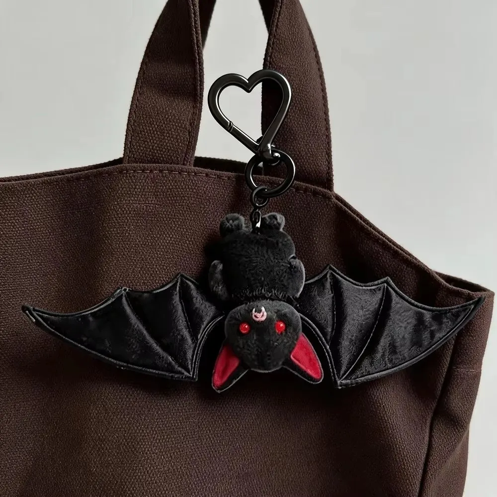 Creative Small Present Gothic Style Bat Keychain Soft Portable Lightweight Bat Hanger Decoration Bag Charm Car Key Accessory