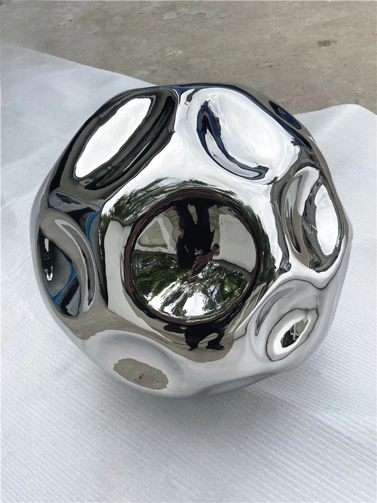 Stainless steel concave-convex ball geometric mirror sculpture spot pool garden ornament