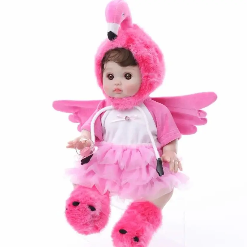 

Оригинальная 18-дюймовая реалистичная кукла-реборн Cloveray в костюме фламинго, реалистичная кукла-новорожденный ручной работы, подарок для мальчика, коллекционная серия.