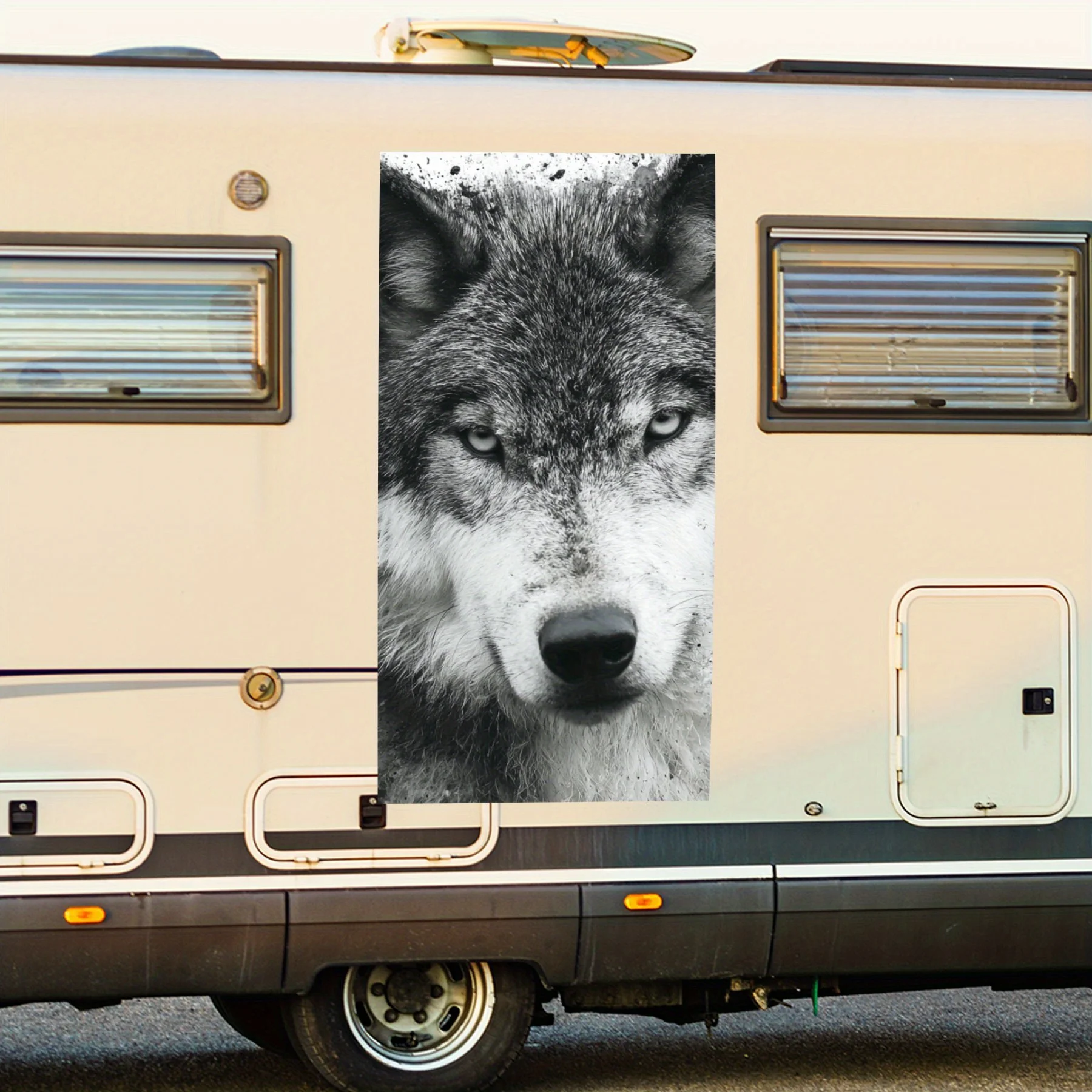 

Черно-белая голова волка с чернильными брызгами, автомобильная наклейка, водонепроницаемая виниловая наклейка для стороны автофургона, самоклеящиеся наклейки для украшения