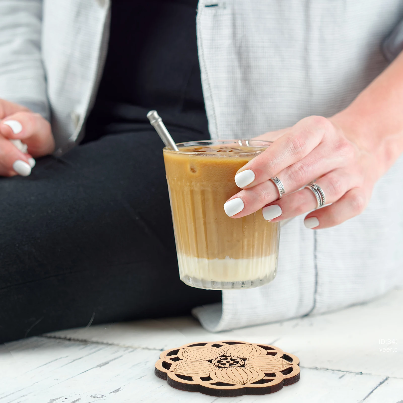 

6 Pieces Coasters Set Lotus Shape Coaster Holder Lotus Coaster Heat Resistant Table Pad for Drink Cup Tea Coffee Home Decor