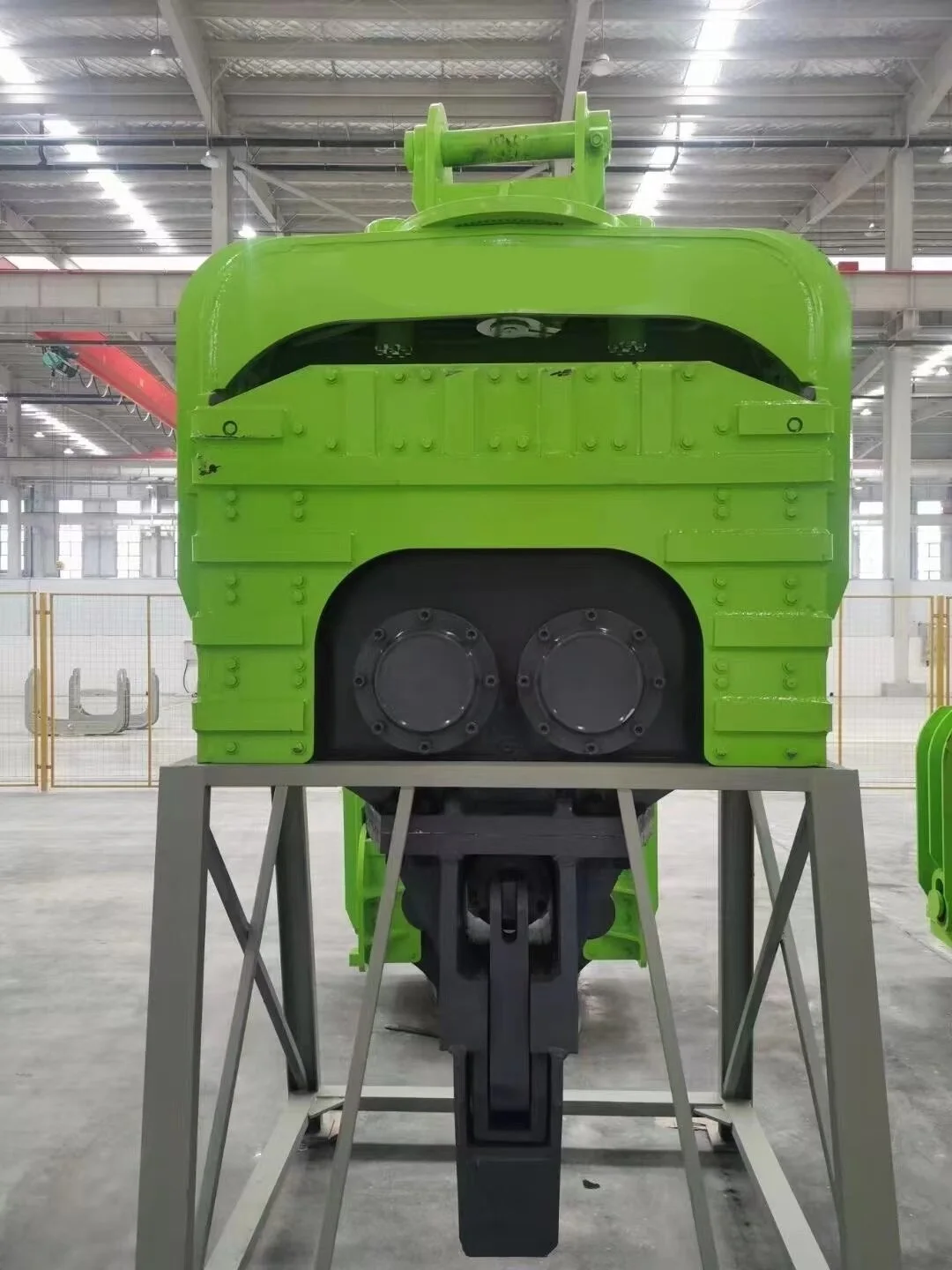 مطرقة فيبرو مثبتة على الحفارة 20-50 طن V450 مطرقة كومة هيدروليكية لقيادة كومة الورق 6-20 متر