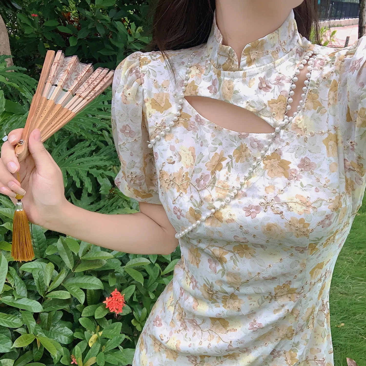 

2022 New Elegant Sexy Cheongsam Women Short Sleeve Vintage Dress Summer Slim Pearl Qipao S To XXL