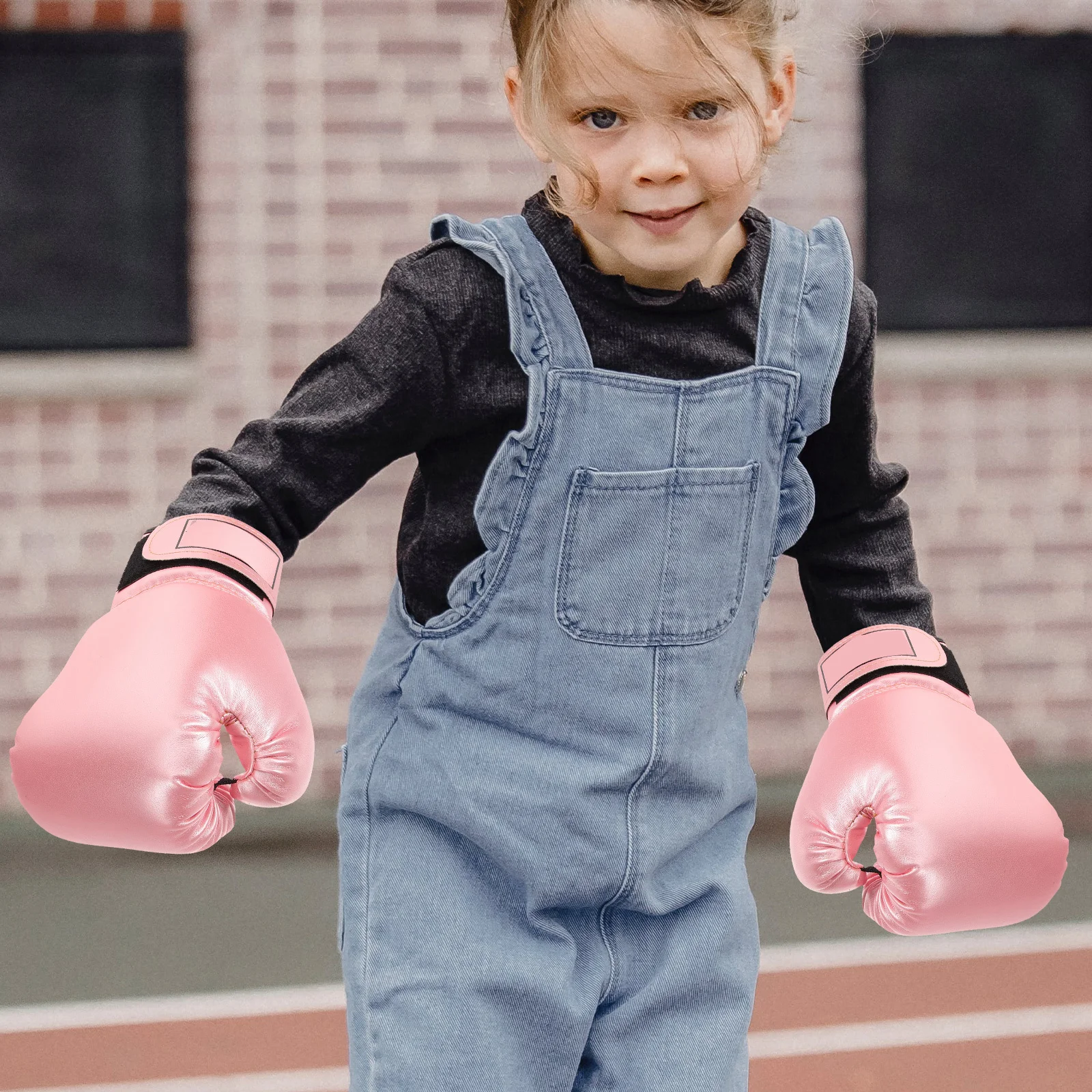 

1Pair Sparring Gloves Lightweight Kickboxing Glove Portable Boxing Training Glove Ergonomic Design Sweat Ventilation