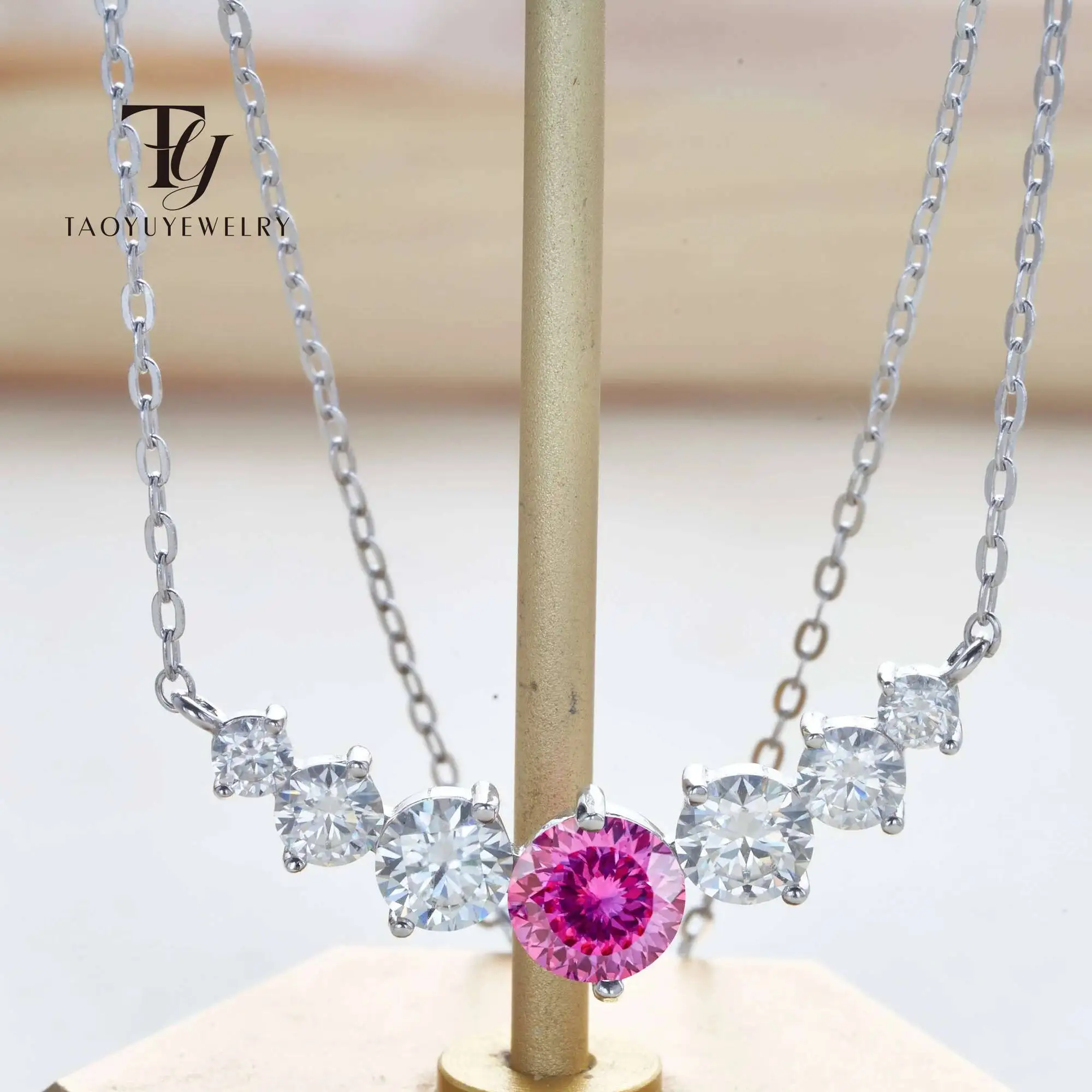 

Classic D Color Carat Moissanite Diamond S925 Silver Pendant Necklace For Women Exquisite Anniversary Commemorative Fine Jewelry