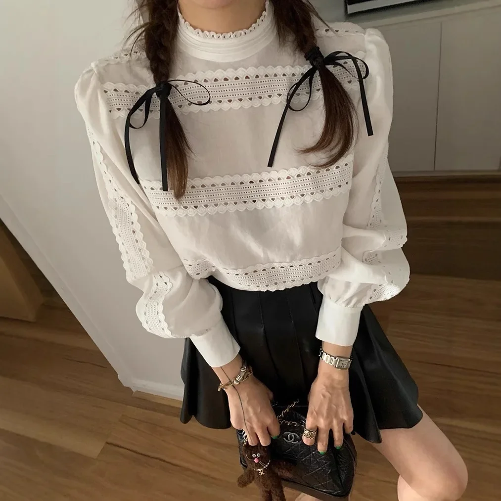 

South Korea ins 2025 early spring new French niche stand-up collar heavy industry hollow design lace splicing shirt women