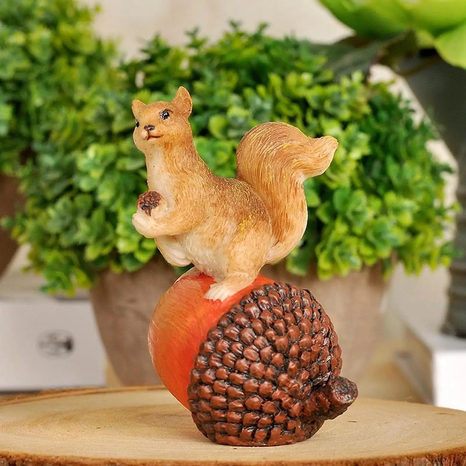 Resin Squirrel Statue Waterproof Mini Animal Figurine Garden Decoration Props for Outdoor Backyard