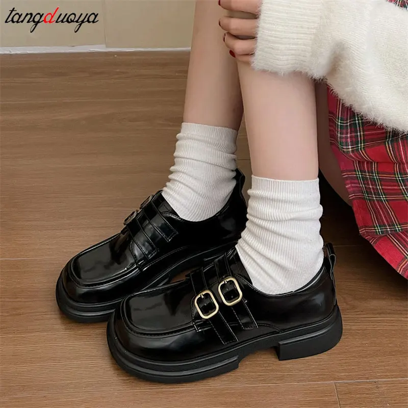 Okrągłe palce Shallow Mouth Casual Woman Shoes British Style Platform Loafers Woman Brown Retro Mary Jane Shoes College Uniform Shoe